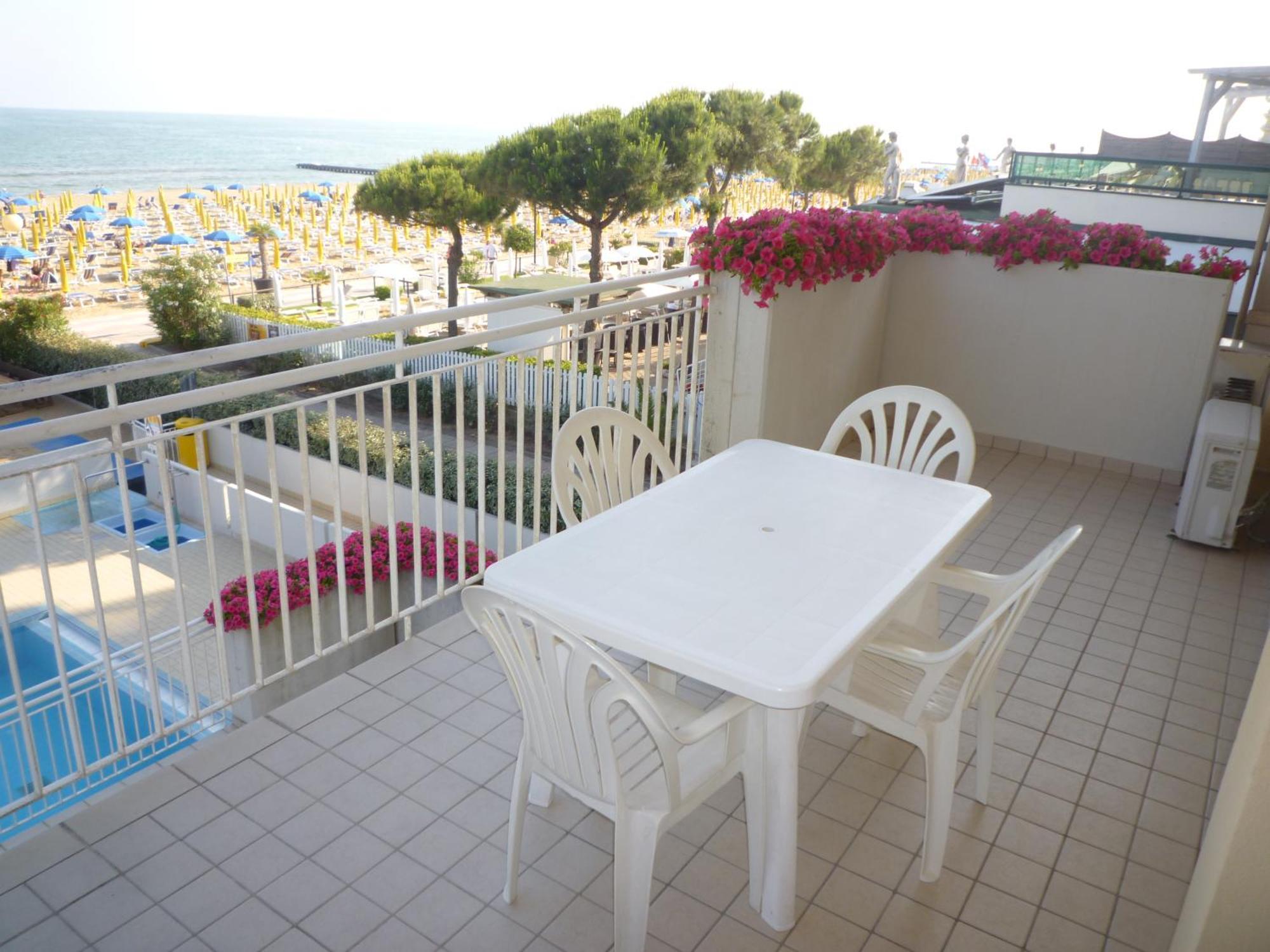 Semiramis Appartement *